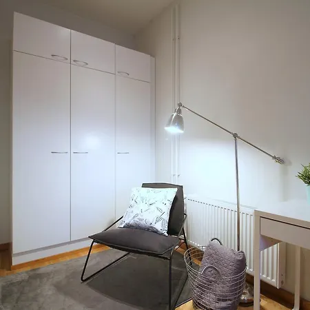 아파트 Albertinkatu 1